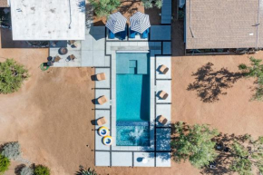 Sunset Grove B by AvantStay Pool Firepit Cornhole
